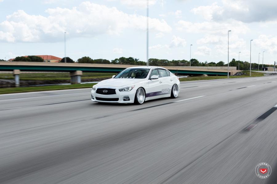  Infiniti Q50 on Vossen Wheels (VPS-318) 2017 года  (фото 65 из 68)